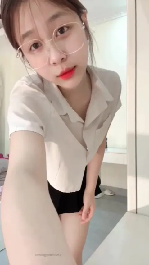 Poster of Call sex cùng Bé đeo kính vừa dễ thương vừa dâm